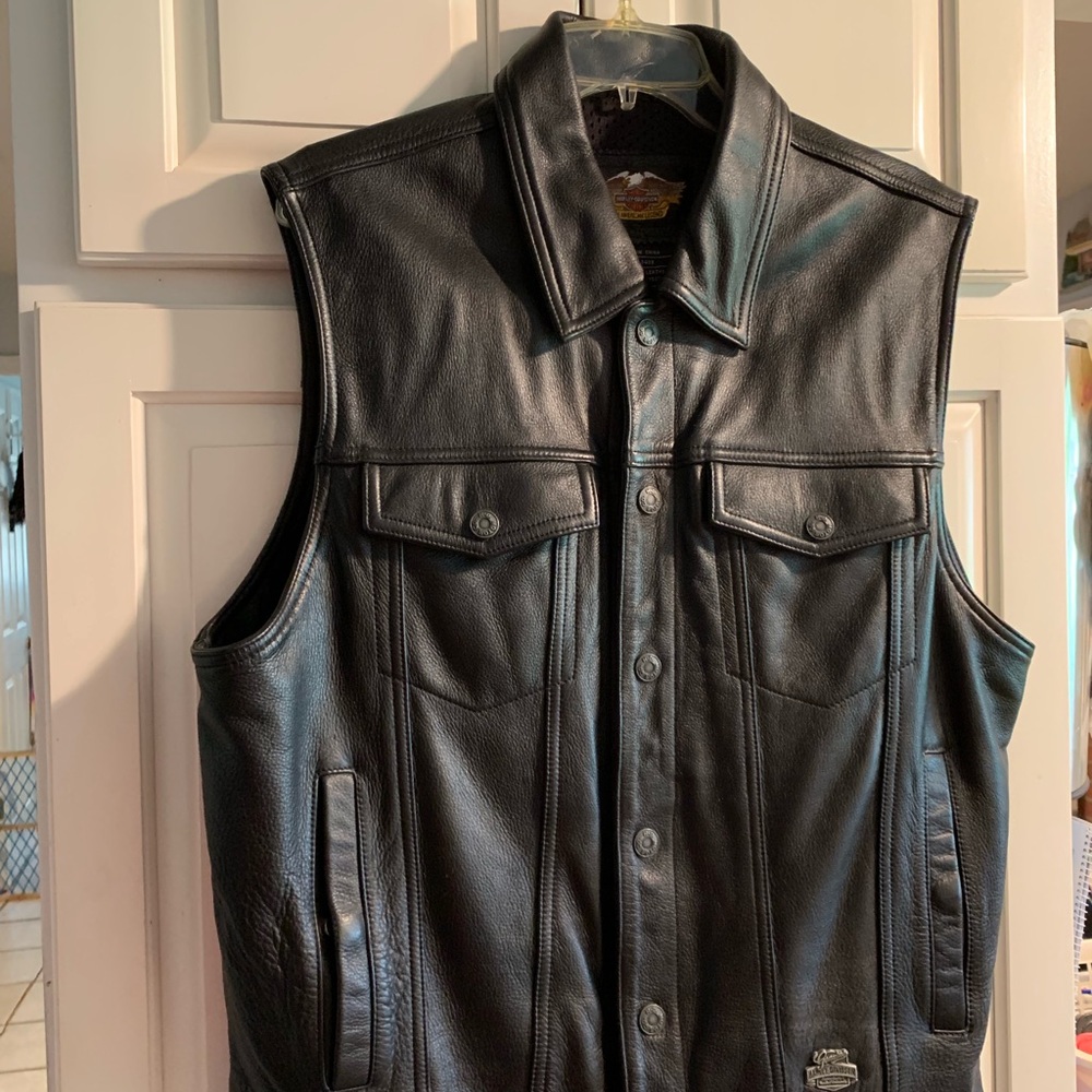 Harley Davidson Men’s leather riding vest